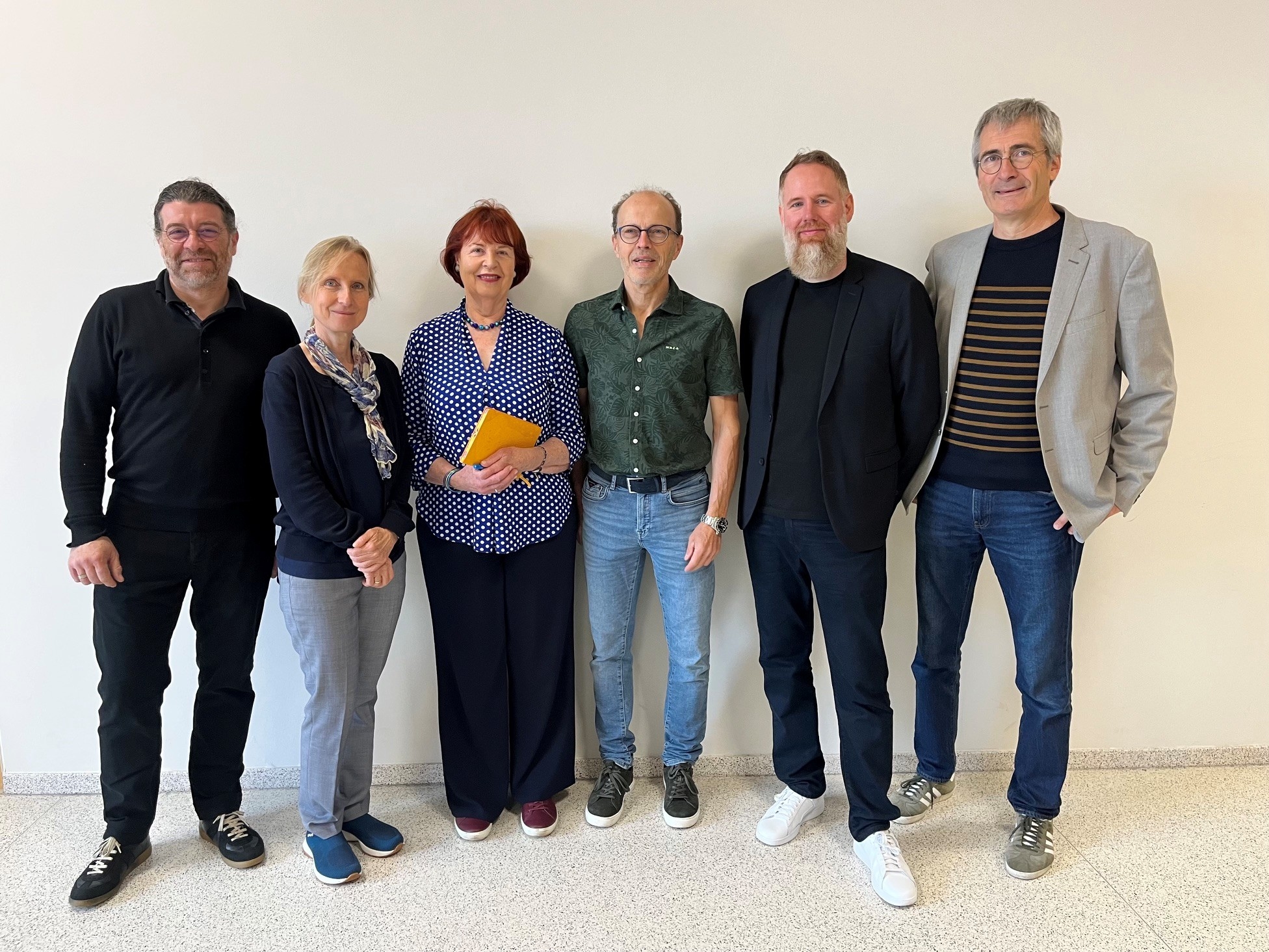 WissenschaftlicheBegleitungItem Image - 1. Wëssenschaftlechte Rot